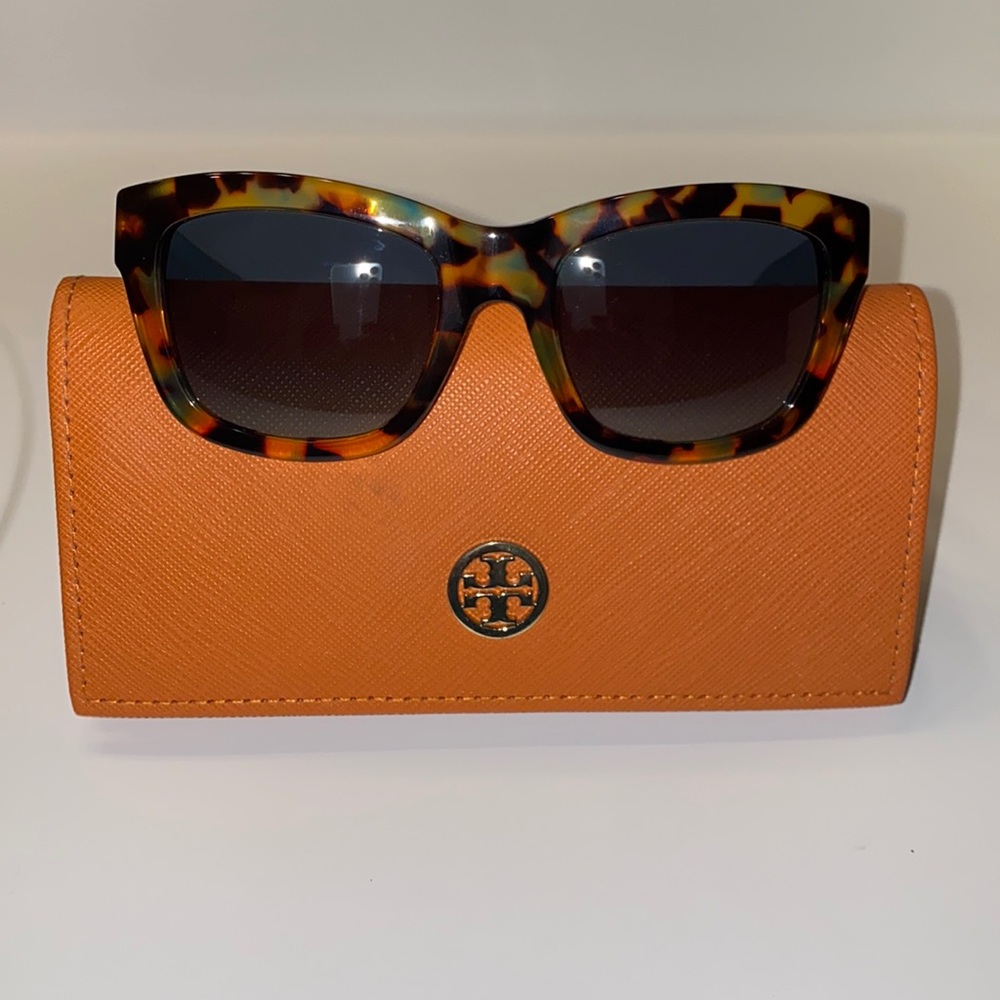 Tory Burch Sunglasses TY 7075 13294S 52-19-135 Blue Tortoise Geyser